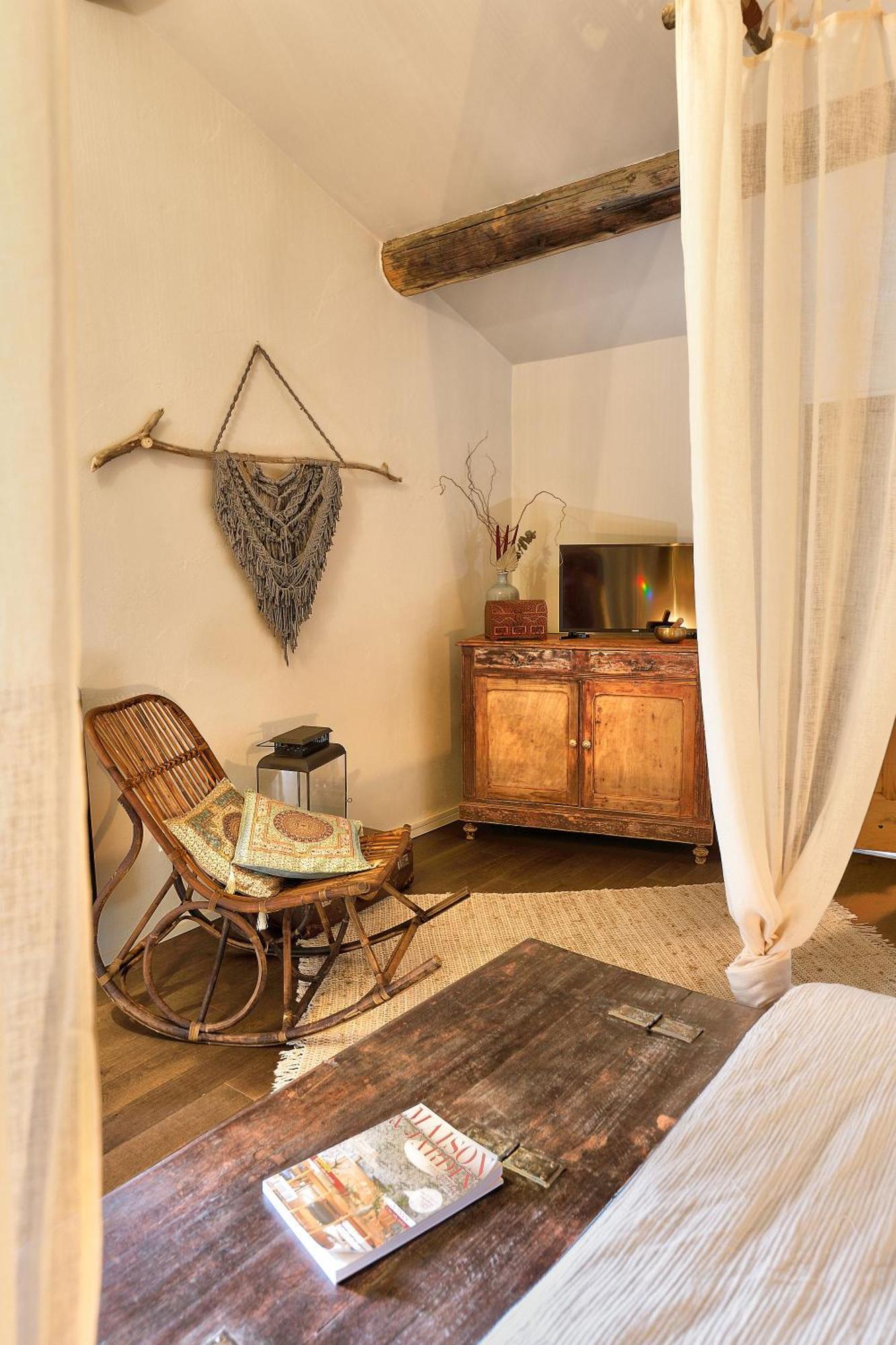 La Gourmandine Hotel Courry ภายนอก รูปภาพ